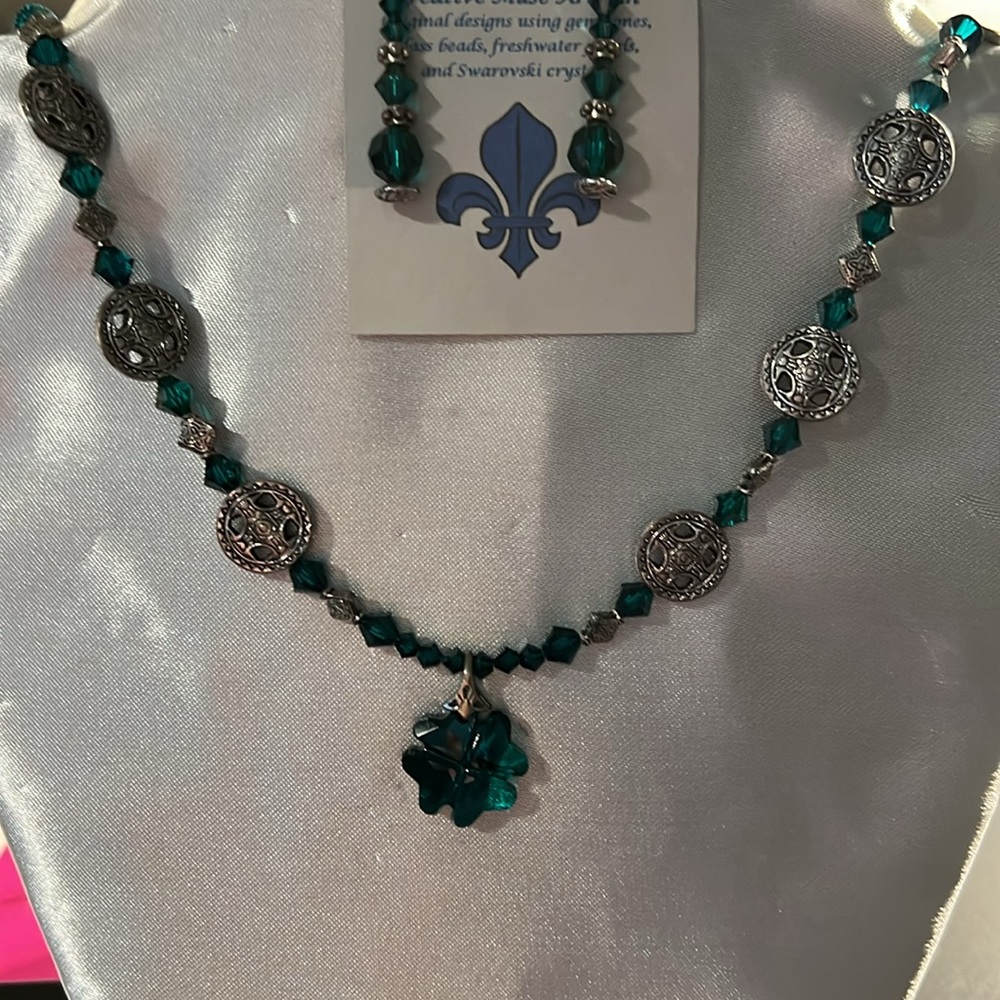 Set of Swarovski crystal Celtic pendant and matching earrings